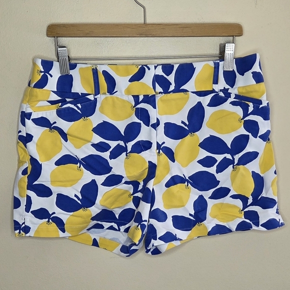 Loft | Blue White Yellow Lemon Print Shorts Size 8 3.75" Inseam - Picture 1 of 4